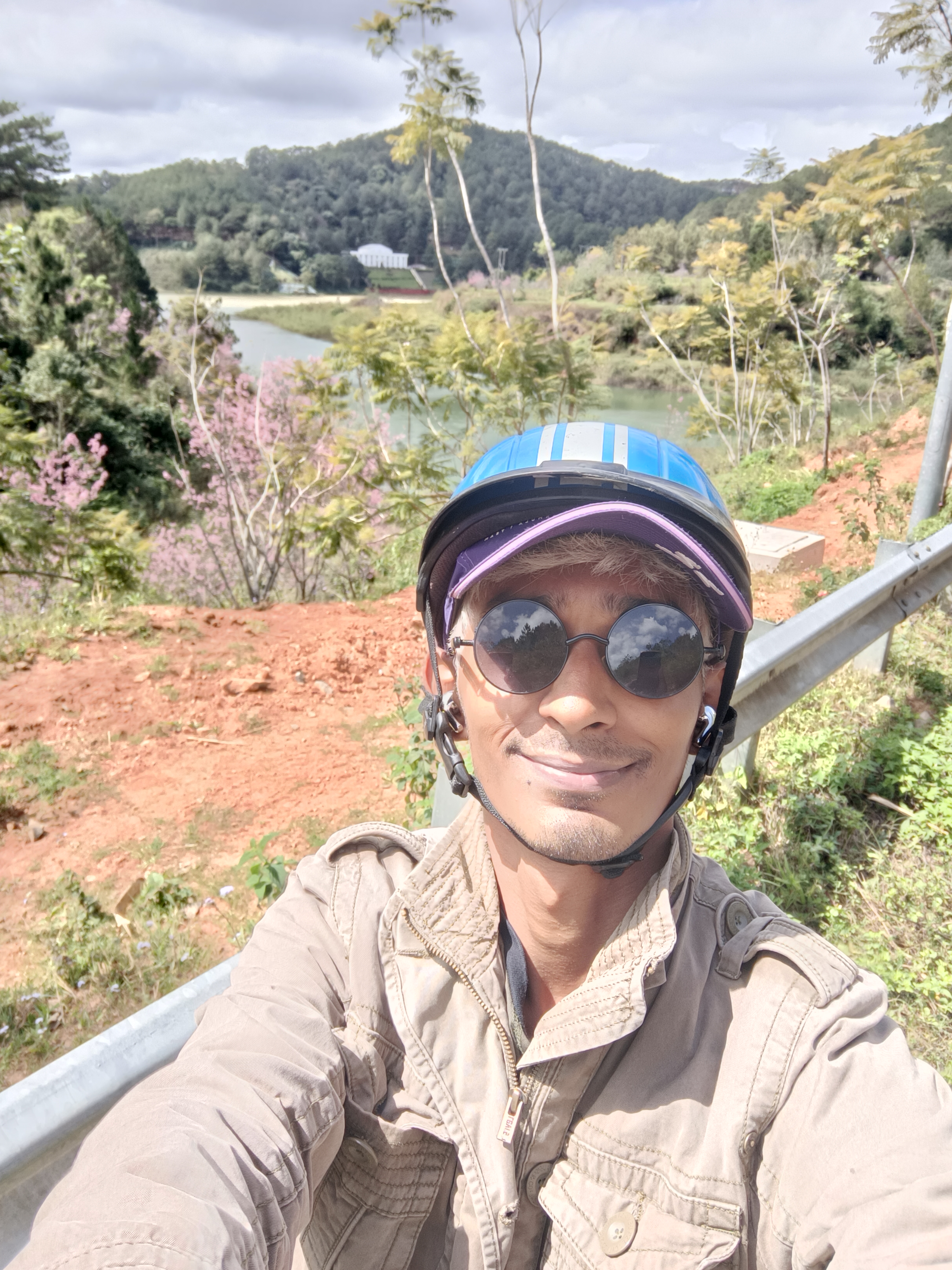 Debroop Naha - Performance Marketing Specialist